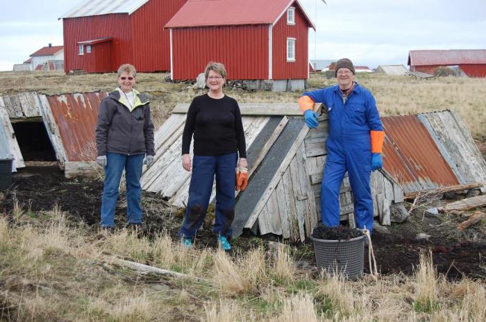 Ragnhild Olsen, Astrid S�vik og eier Mathias Mathisen