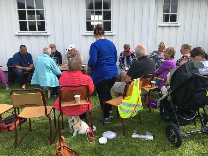 Kaffesamling med familier fra Ylvingen